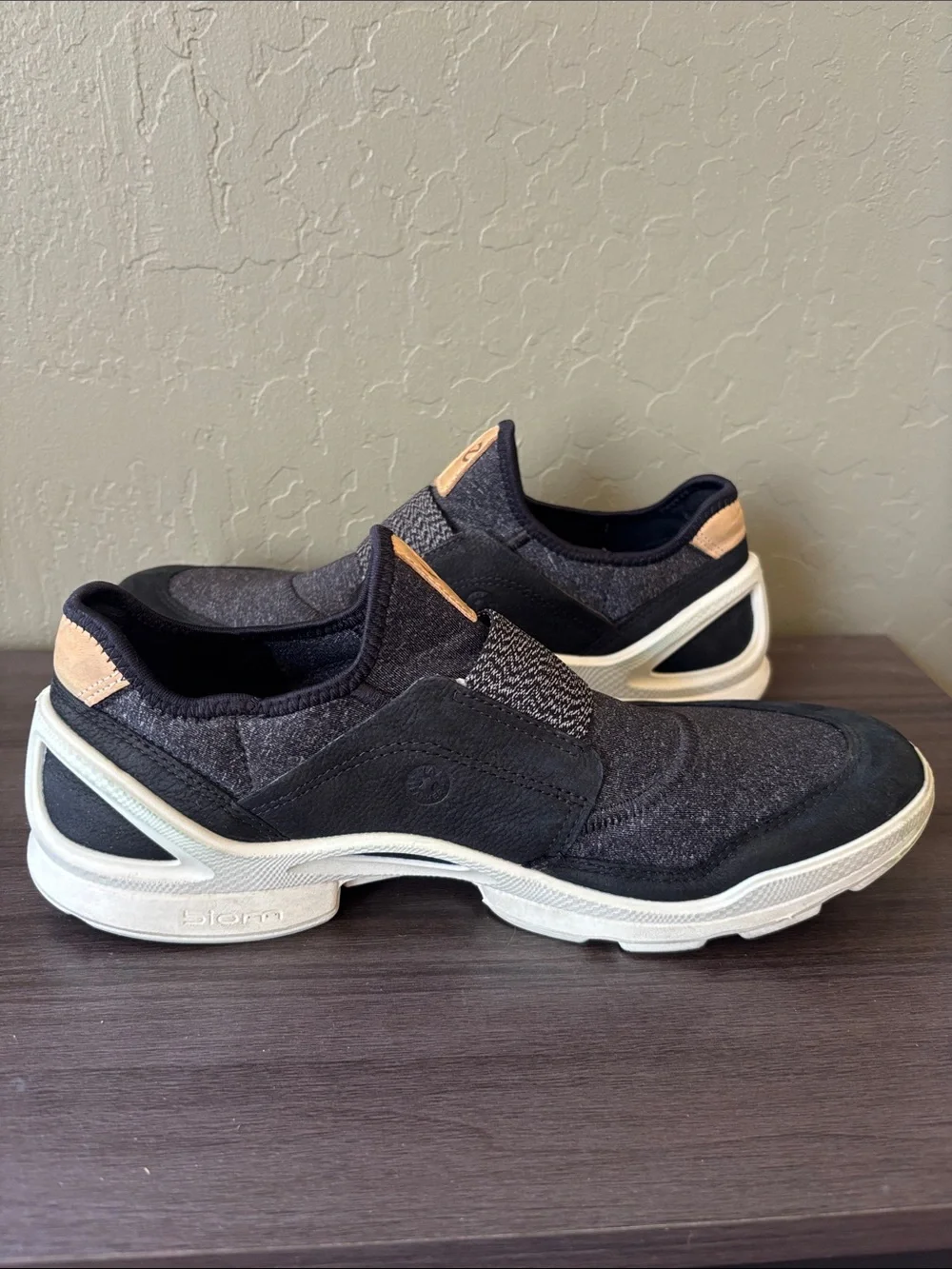 Ecco Biom Slip On Sneakers Gray Black Size 40 US‎ 9-9.5